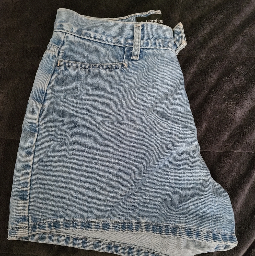Xhiliration Jean Shorts